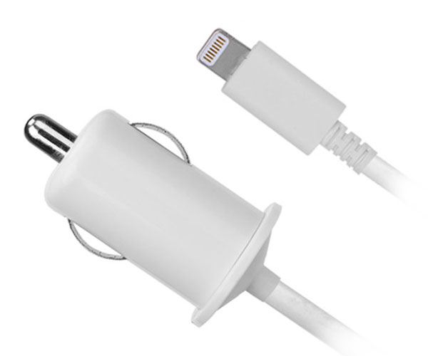 Apple MFi Certified 2.1A Lightning Small Car Charger 005